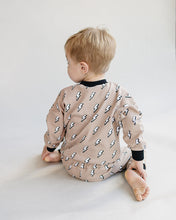 Load image into Gallery viewer, Jogger Set Kids & Baby | Lightning Bolt