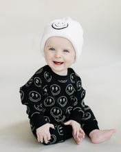 Load image into Gallery viewer, Smiley Beanie | White