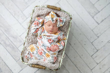Load image into Gallery viewer, Infant Girls Botanical Ecru Baby Gown