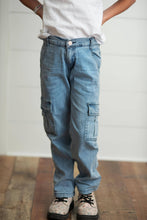 Load image into Gallery viewer, Kids Light Wash Faded Denim Cargo Jean Pant With Pockets
