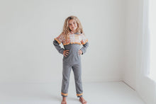 Load image into Gallery viewer, Kids Gray &amp; Flower Hoodie Lounge Set
