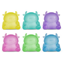 Load image into Gallery viewer, Super Duper Sugar Squisher Toy - Cow
